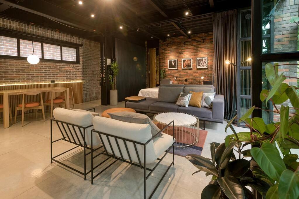 Hotel Meridiano Lofts Medellín Eksteriør billede